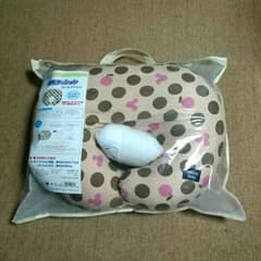 maki様専用 ☆新品☆ 授乳クッションのサムネイル