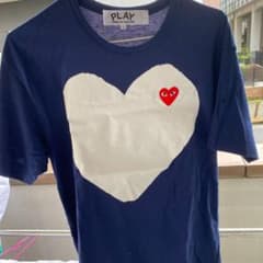 コム・デ・ギャルソンのTシャツのサムネイル