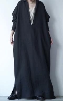 レア⭐️ 【本日限定 値下げ 】comoli カナパワンピース　0 ブラック 新品未使用】COMOLI カナパワンピース - メルカリ