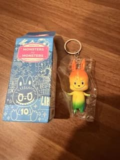 Classic miniラブブ Keychain 10周年ラブブ記念グッズ - メルカリ