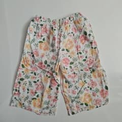 110cm 綿100% ハーフパンツ 裏地あり お花柄 女の子 キッズ 白のサムネイル