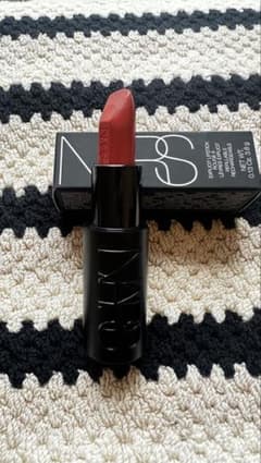 【試し塗りのみ】 NARS エクスプリシット リップスティック #822のサムネイル