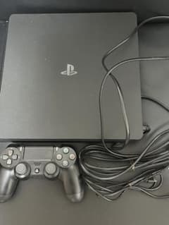ps4  CUH-2000のサムネイル