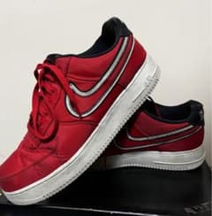 【最終値下げ】NIKE スニーカー　30cmのサムネイル