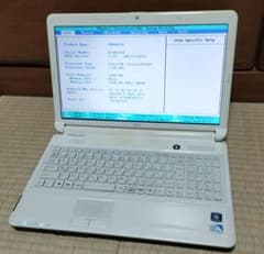 ノートパソコンAH42/EY ジャンクHDD無し　バッテリー駆動可能のサムネイル