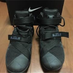 NikeID レブロン ソルジャーのサムネイル