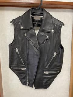 最終値下げ SAINT LAURENT PARIS レザーベスト 最終値下げ SAINT LAURENT PARIS レザーベスト - メルカリ