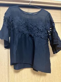 最終値下げ☆w closet 花柄刺繍 五分袖トップスのサムネイル