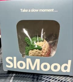 SloMood スクイーズ まんまニット いちごのサムネイル