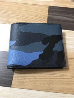 coach コーチ 二つ折り財布 美品のサムネイル