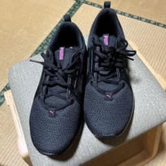 PUMA スニーカー  25cmのサムネイル