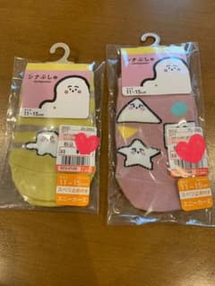 シナぷしゅ　靴下のサムネイル