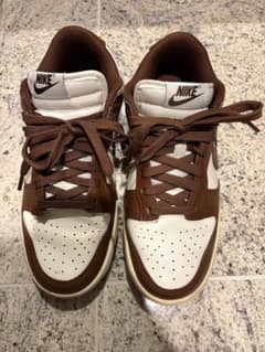 NIKE ブラウン ホワイト スニーカー 24cmのサムネイル