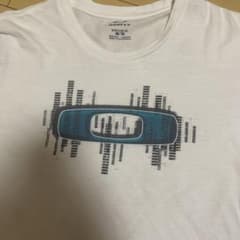 Oakley ロゴTシャツのサムネイル
