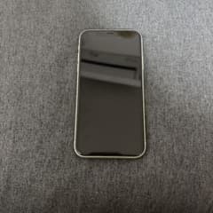Apple iPhone 11 ホワイト 本体のサムネイル