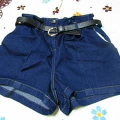 （週末限定値下げ）ベルト付き!!!ショートパンツのサムネイル