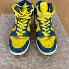 NIKE ナイキ スニーカーのサムネイル