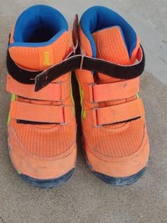 Asics 安全靴 オレンジ色 5回使用のサムネイル