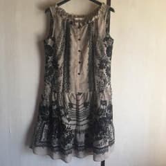 アバハウス ✴︎美品 ✴︎ワンピースのサムネイル