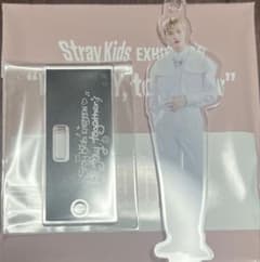 新品・未使用 StrayKids展覧会 ヒョンジン ミニアクスタチャーム