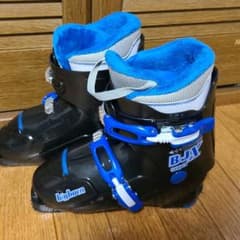 akiyo様専用　ジュニアスキーブーツのサムネイル