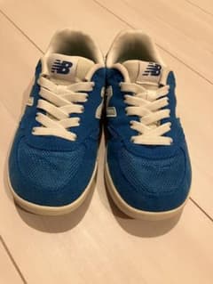 New Balance スニーカー 17cm 青/ホワイトのサムネイル