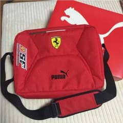 カズくんさん専用 Scuderia Ferrari プーマ ショルダーバッグのサムネイル
