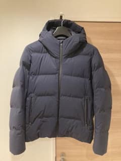 ユニクロ シームレスダウンパーカのサムネイル