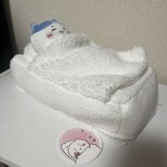 ちいかわ おふとんぬいぐるみティッシュケース ハチワレ