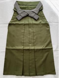 袴 女袴 卒業式袴 カーキ 袴紐下87 身長145〜152 - メルカリ