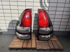 プラド  純正テールランプのサムネイル