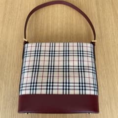 バーバリーBURBERRYショルダーバッグのサムネイル