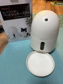 PEDIAL 自動給餌器 ホワイトのサムネイル