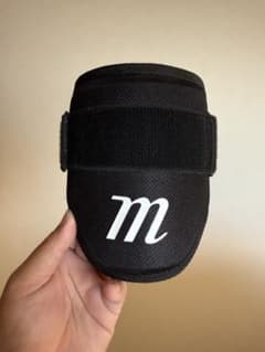 マルーチ　エルボーガードのサムネイル