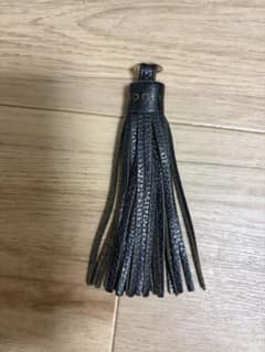 BANDOLIER スマホカバーのレザータッセルチャーム