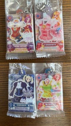 アイカツ ガチャガチャだれでもアイドル活動アクリルチャーム3まとめ売りのサムネイル