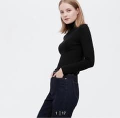 UNIQLO  エクストラファインメリノリブタートルネックセーター　新品未使用のサムネイル