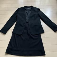 再値下 レディース　黒スーツセットのサムネイル