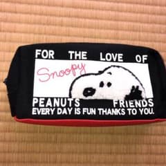 ポーチ　筆箱　スヌーピー