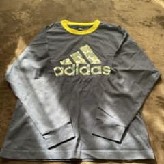 adidas ロンTのサムネイル