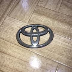 トヨタ エンブレムのサムネイル
