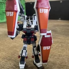 ガンダム 完成品のサムネイル