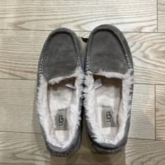 【だるまさん専用】UGG  ANSLEYのサムネイル