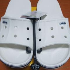 crocs サンダルのサムネイル