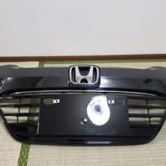 HONDAのVEZEL　グリルのサムネイル