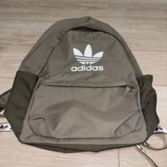 アディダスオリジナルス　バックパック　リュックのサムネイル