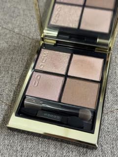 【美品】SUQQU スック　シグニチャーカラーアイズ152 囁咲のサムネイル