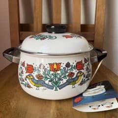 昭和レトロ マルビシ ホーロー両手鍋 花と鳥 未使用 - メルカリ