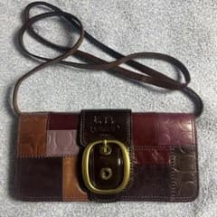 Thumbnail of COACH ショルダー紐付き長財布