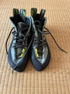 LA SPORTIVA TC PRO クライミングシューズ39 1/2のサムネイル